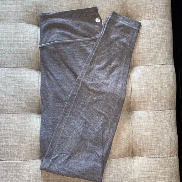 Lululemon Align Leggings - Picture 16 of 17